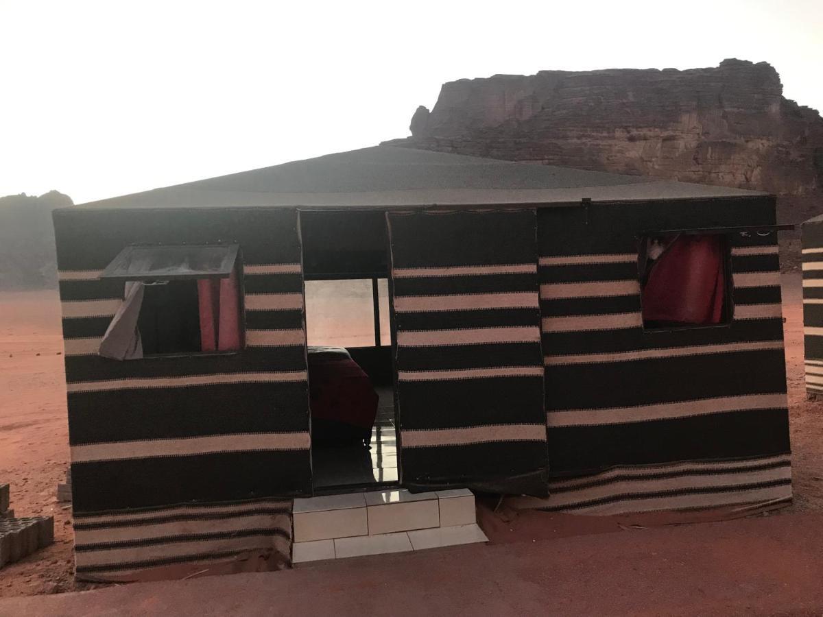 וואדי רם Black Irish Camp And Tours מראה חיצוני תמונה