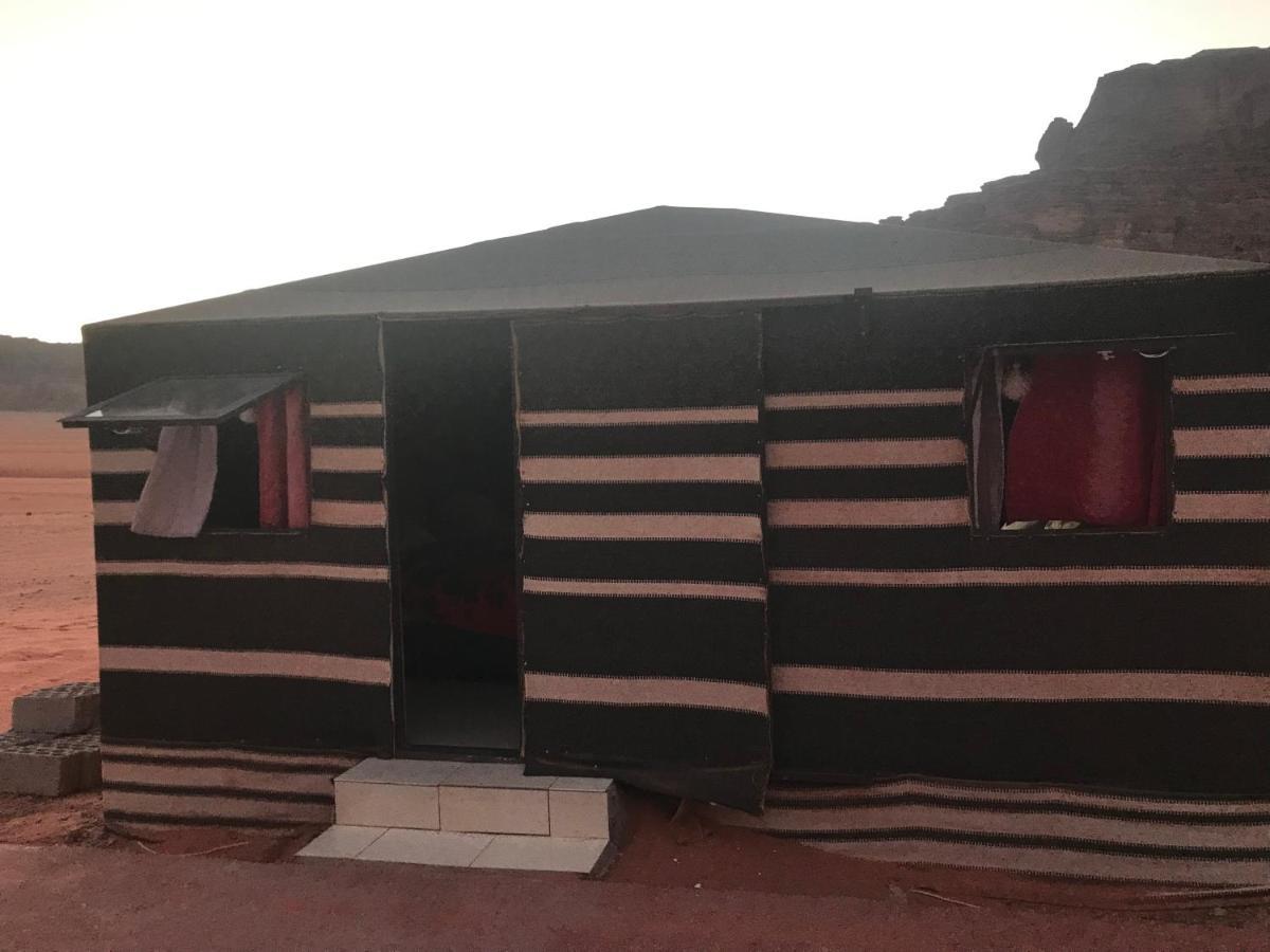 וואדי רם Black Irish Camp And Tours מראה חיצוני תמונה