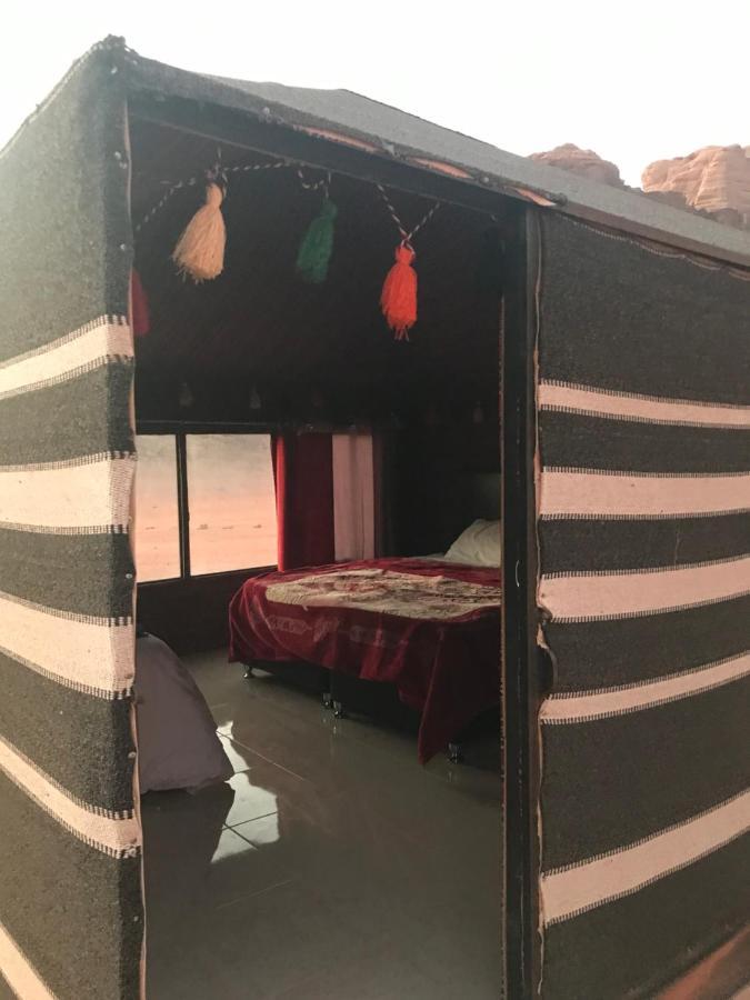 וואדי רם Black Irish Camp And Tours מראה חיצוני תמונה