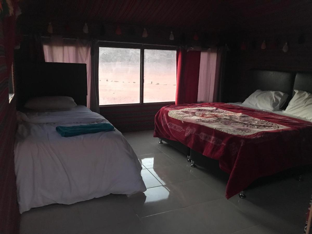 וואדי רם Black Irish Camp And Tours מראה חיצוני תמונה